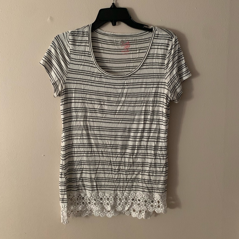 b&w striped tee